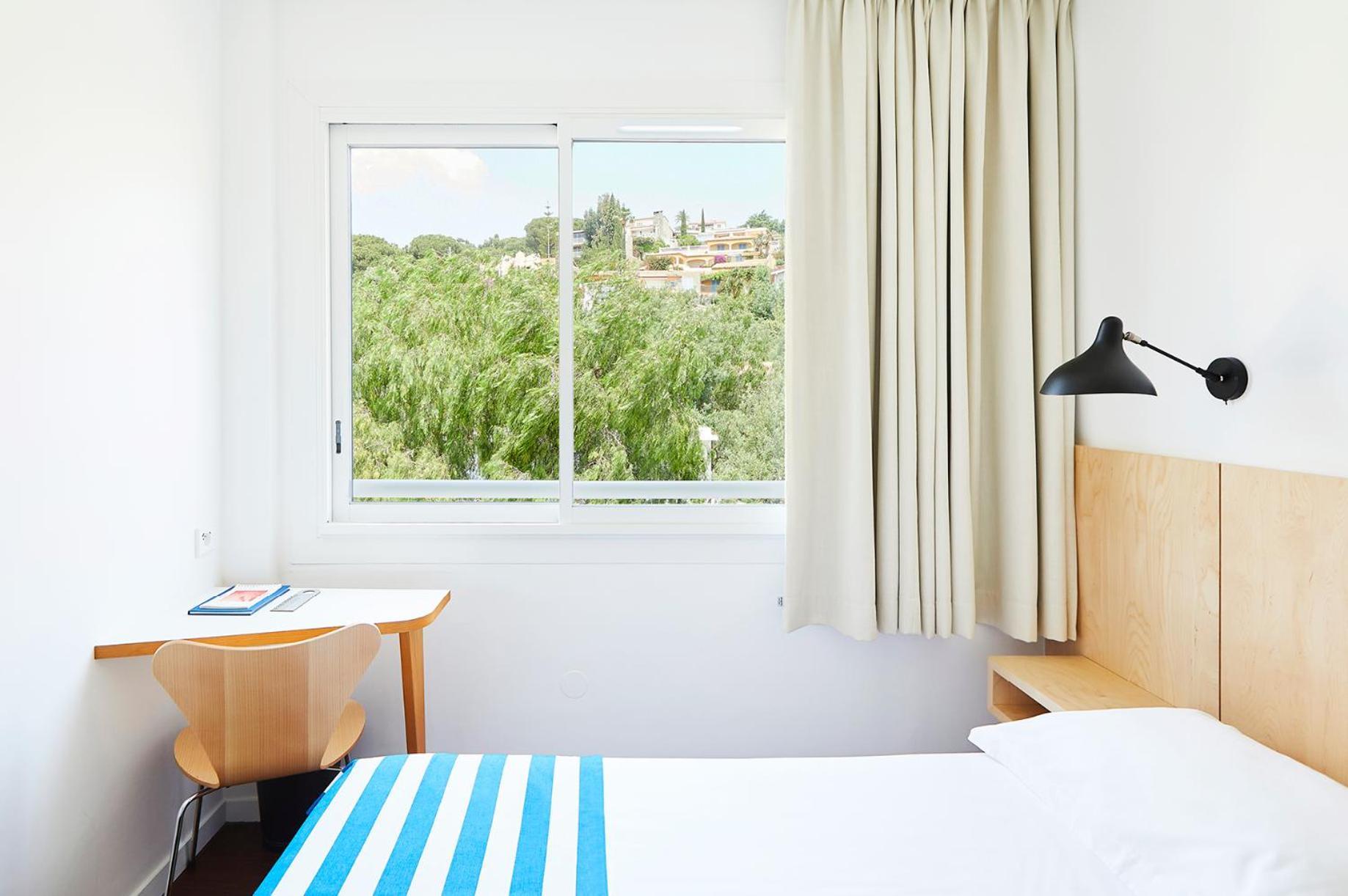 Double Room with Hill View